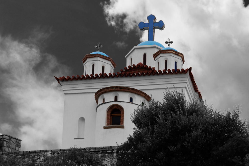 Μερικές εικόνες δεν χρειάζονται χρώματα για να αγγίξουν τ...