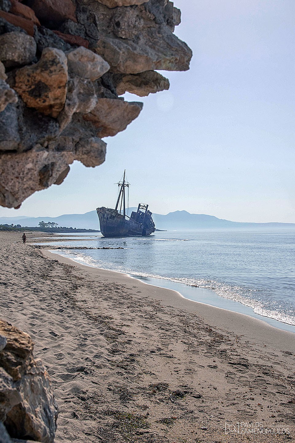 Ο Δημήτριος στο Βαλτάκι λίγο έξω από το Γύθειο. Για να τακτοποιήσουμε τα πράγματα στην αληθινή τους βάση λοιπόν, θα πάρουμε …