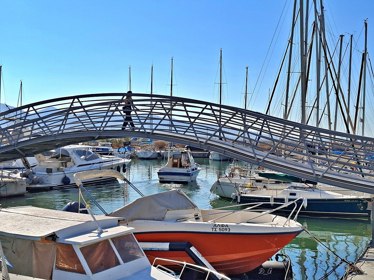 Βρέθηκα σήμερα κάπου στο Φάληρο, και δεν έχασα την ευκαιρ...