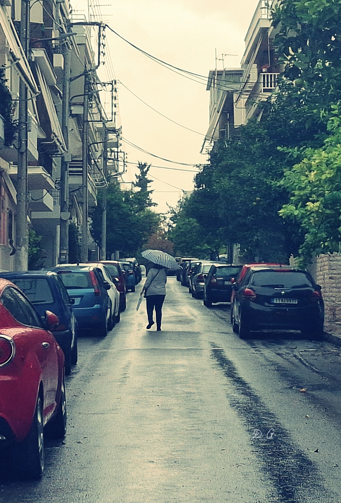 Ήρθε απότομα το φθινόπωρο, βέβαια είναι ευχάριστο να βρέχει για να έχουμε νερό, μας ήρθε ξαφνικά, και από κοντομάνικα θα βγά…