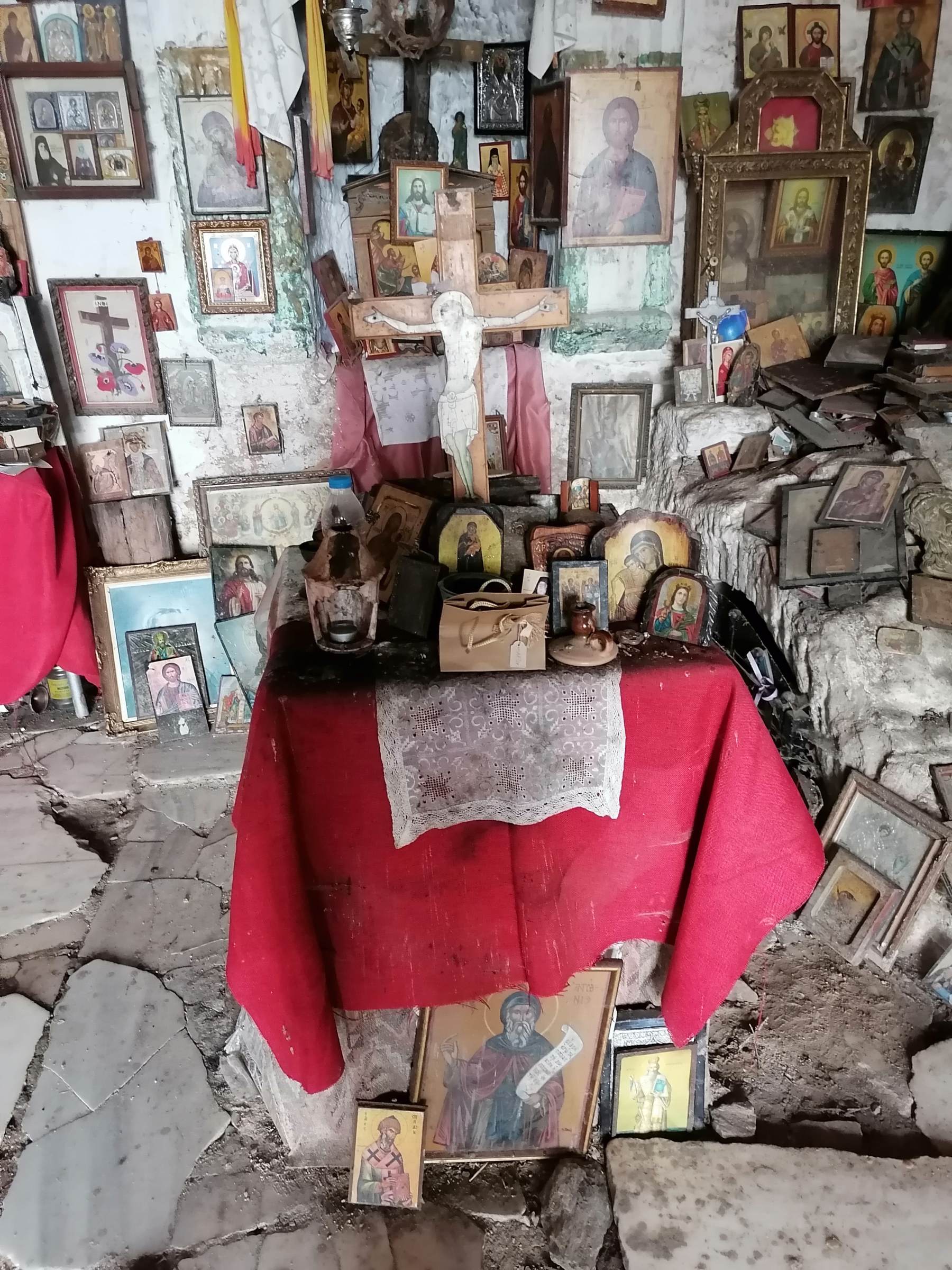 Σε μια από τις βόλτες στον Υμηττό, ένας πεζοπόρος μας υπέ...